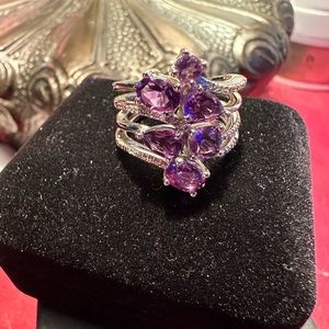 Sofía Vergara rings from Kay’s.